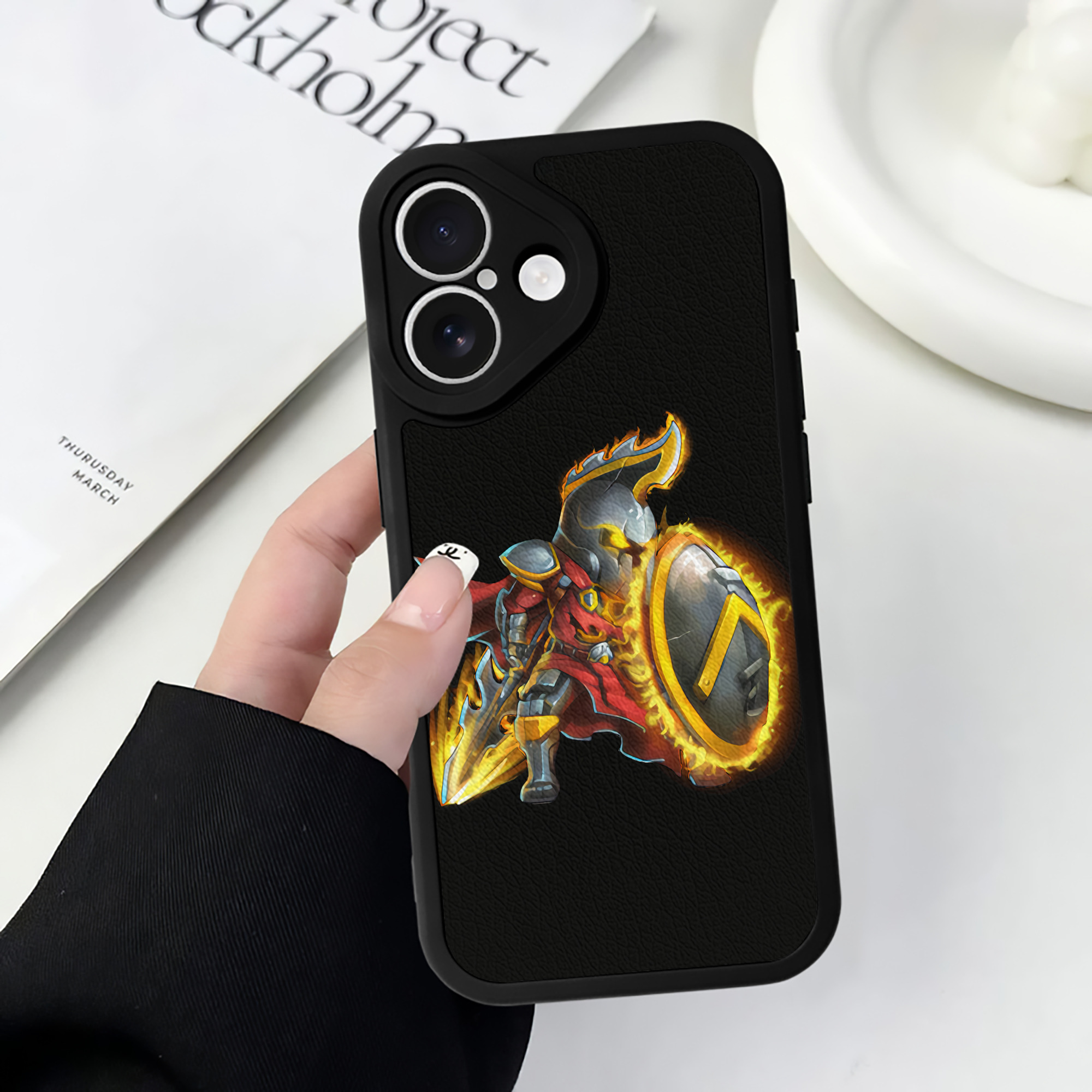 リーグ・オブ・レジェンド League of Legends LOL 【iPhone 16シリーズ対応】シリコンスマホケース（レザー調） 材質：シリコン